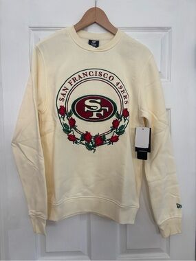 New Era Cream Embroidered San Francisco 49ers Crewneck with Red & Green Logo NWT